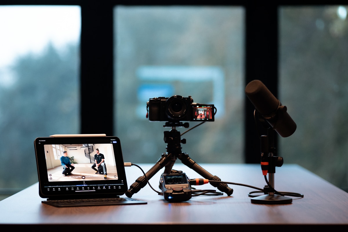 Camera, microphone, and content production equipment